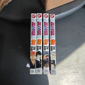 Bleach Manga Volumes 16 17 18 19 Tite Kubo VIZ Media Shonen Jump English Lot